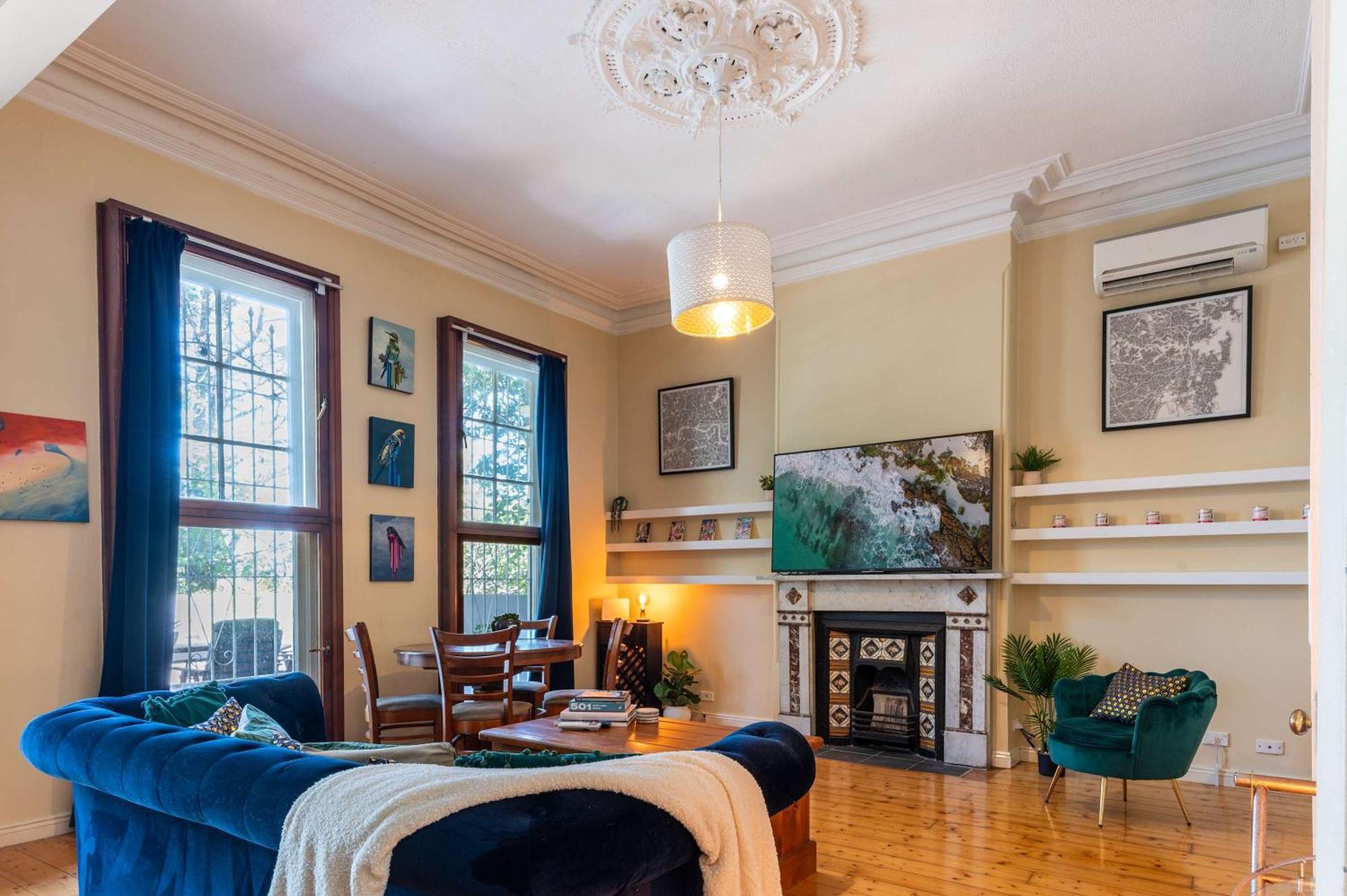 Peaceful And Stylish Petersham Aparttment With Parking Sydney