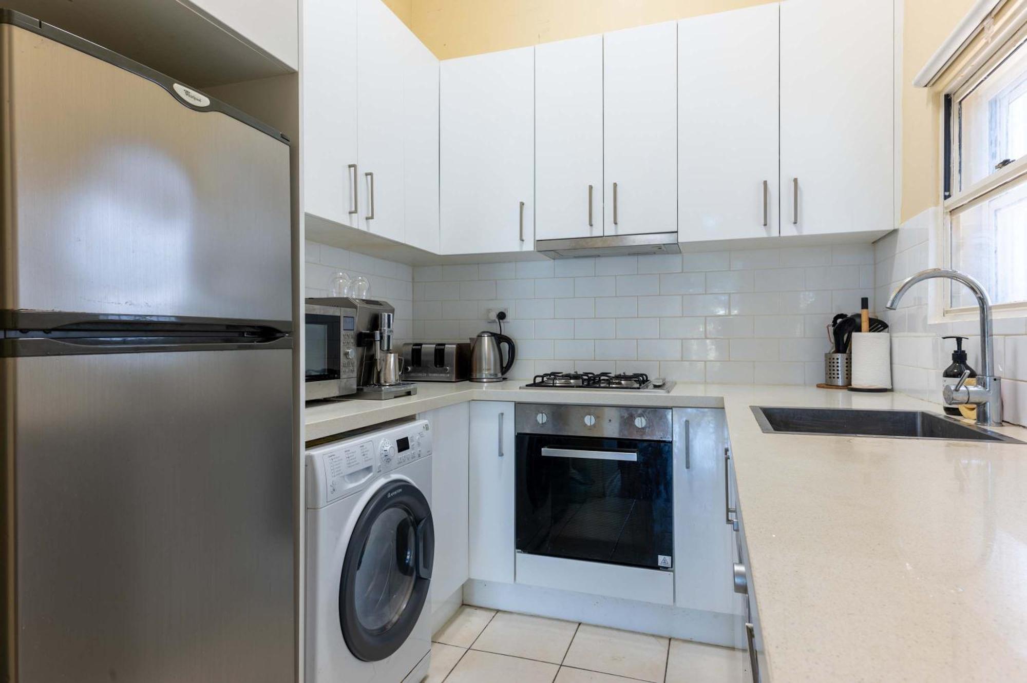 Peaceful And Stylish Petersham Aparttment With Parking Sydney